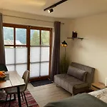 Wildbert Mit Blick Auf Donau, Nur Feriengaeste Willkommen, Keine Arbeiterunterkunft! Obernzell