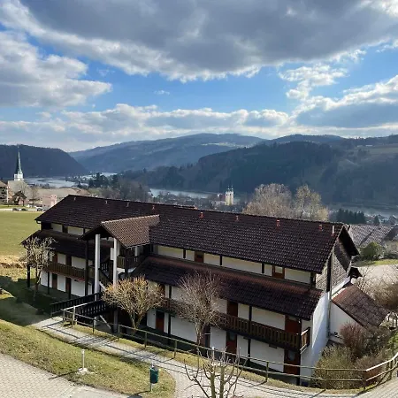 Wildbert Mit Blick Auf Donau, Nur Feriengaeste Willkommen, Keine Arbeiterunterkunft! Lägenhet