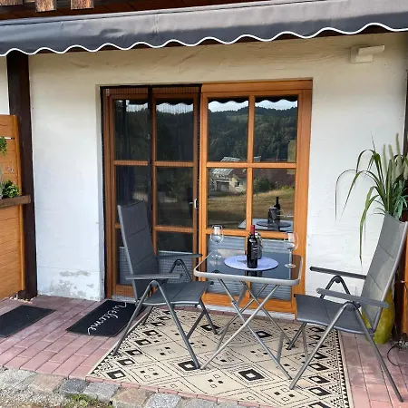 Wildbert Mit Blick Auf Donau, Nur Feriengaeste Willkommen, Keine Arbeiterunterkunft! Apartment Obernzell