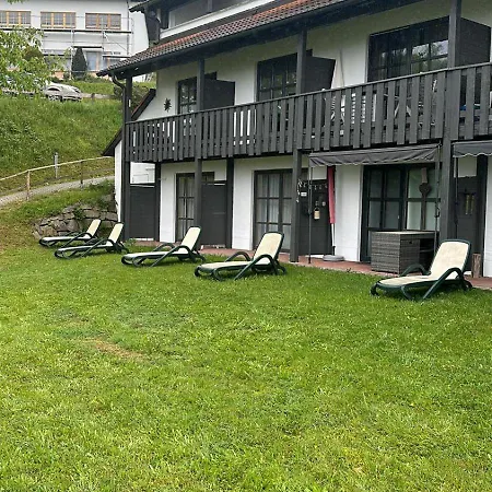 Wildbert Mit Blick Auf Donau, Nur Feriengaeste Willkommen, Keine Arbeiterunterkunft! Lägenhet